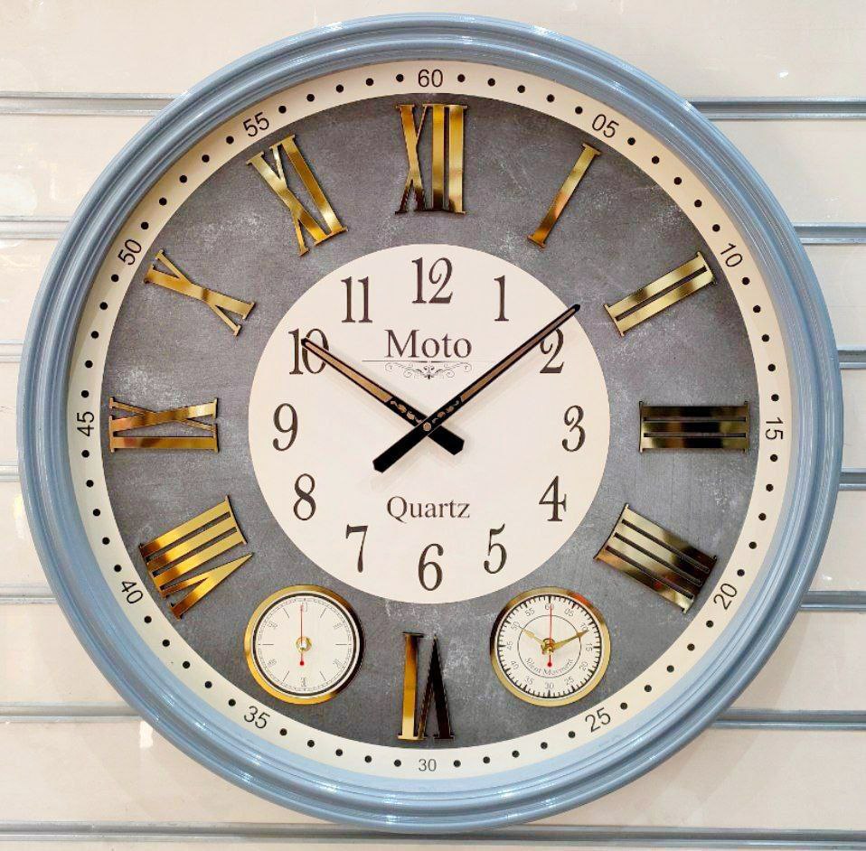 ساعت دیواری موتو سه زمانه صفحه چوبی
